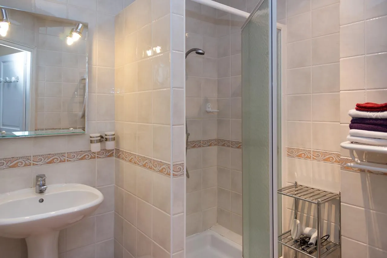 La Jouvenelle Bed & Breakfast Aucey-la-Plaine France